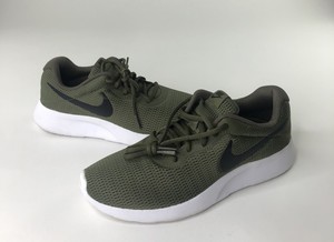 nike tanjun olive