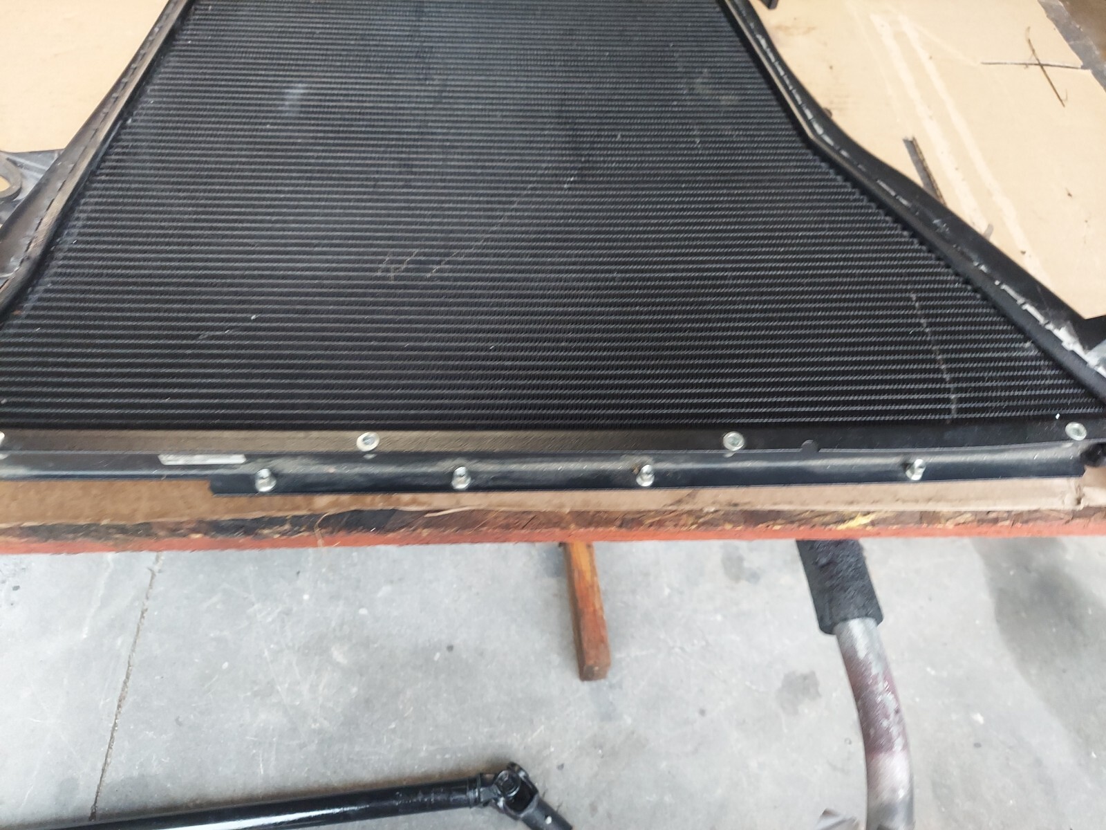 Ferrari 488 GTB Spider Left Driver Cooling Radiator FOR PARTS OR REPAIR 