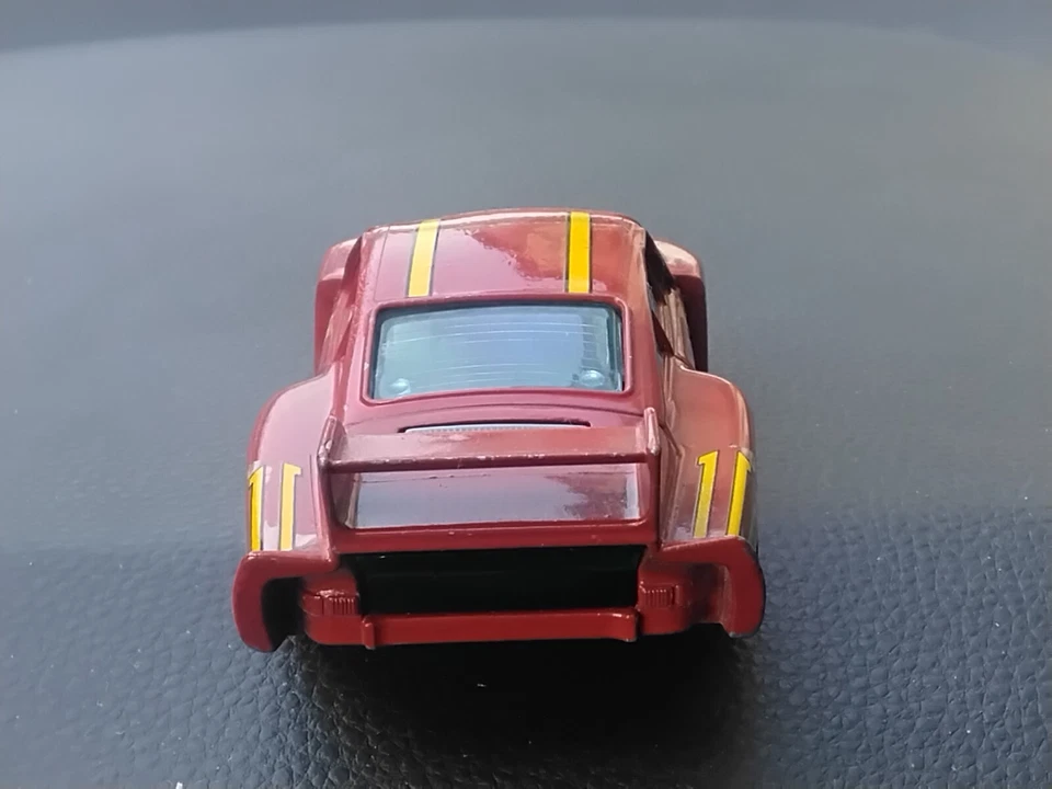 Modellino BBurago PORSCHE 935 TT 1/43 - Immagine 4 di 4