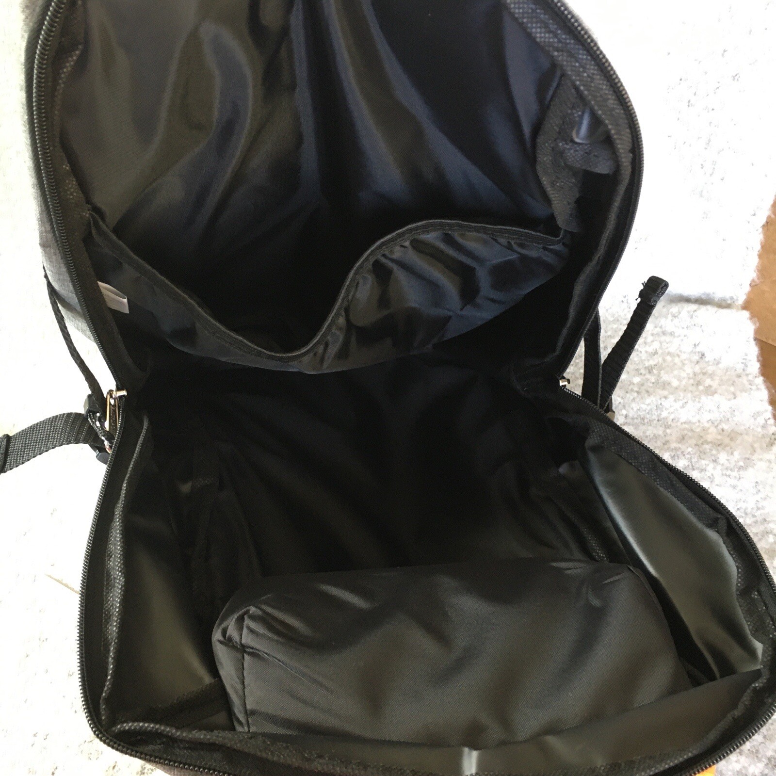 Eastsport Multi-Purpose Pro Defender Backpack Bla… - image 8