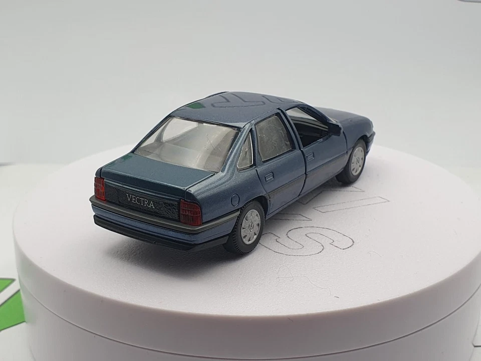 Opel Vectra 1 Serie 4 Porte Gama 1/43 - Immagine 2 di 4