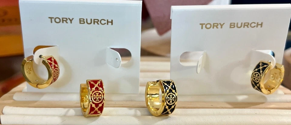 JUEGO DE DOS - Huggies con monograma Tory Burch rojo y dorado y negro y dorado Foto 4 de 4