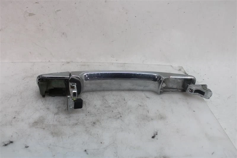 Used Front Right Exterior Door Handle fits: 2006 Nissan Murano assembly door fro Foto 2 de 4