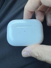 AirPod Pro Gen 2 Missing Left AirPod Right Ear Only with Case and Charger A2700
