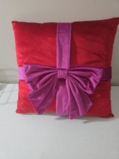 NUEVO 16" Navidad Rojo Cuadrado Almohadas con Lazo Rosa Caliente Wondershop Lote 2