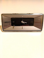 2007 - 2014 Cadillac Escalade Ext Center Dash Clock Oem 25949881 2007 - 2014 Cadillac Escalade Ext Center Dash Clock Oem 25949881