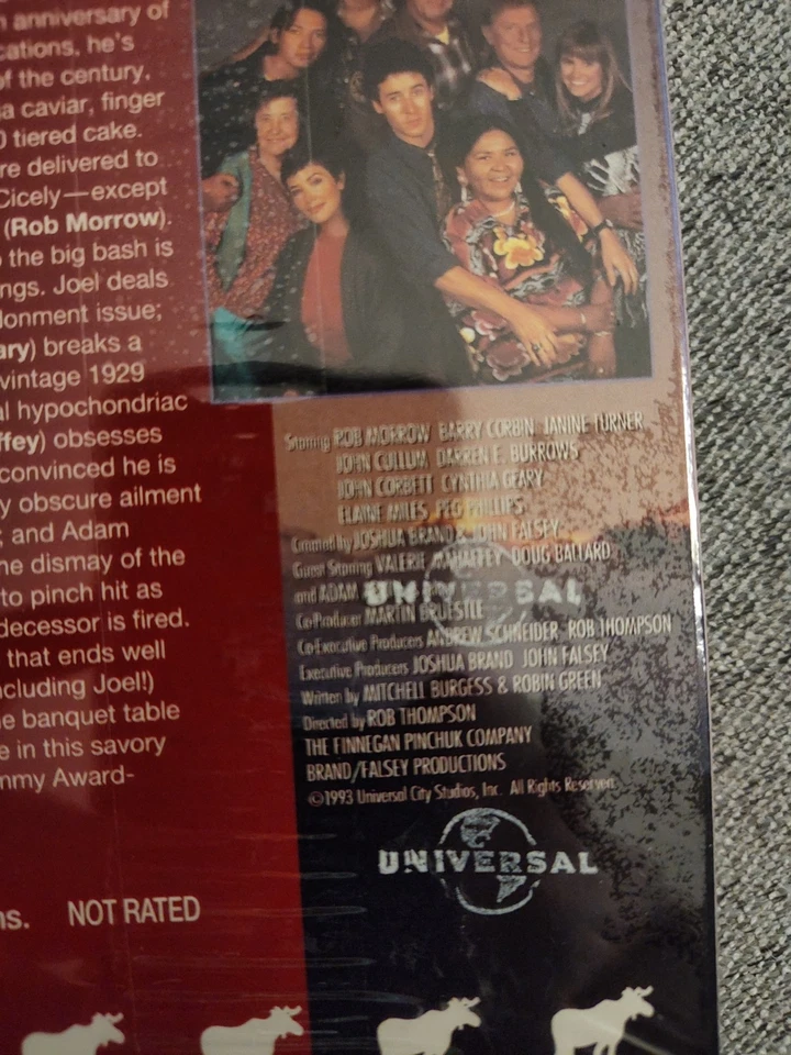 Northern Exposure "The Big Feast" (VHS, 1994) FACTORY SEALED - Image 3 of 3