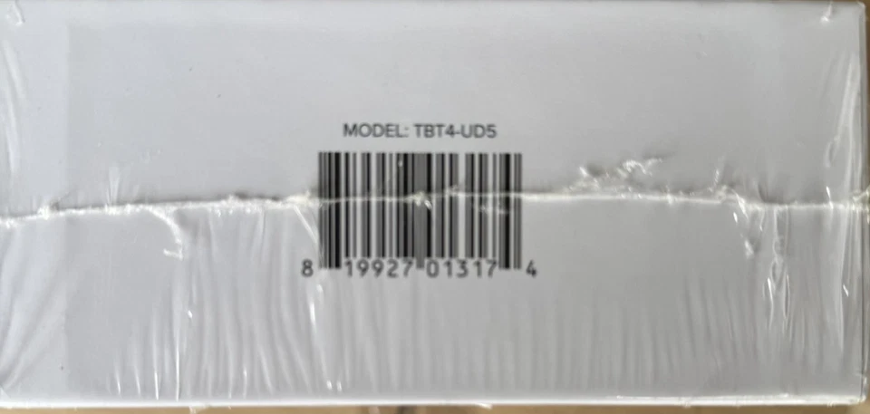 Plugable Thunderbolt 4 Dock for 8K Monitor 96W Charging TBT4-UD5 - Image 4 of 4