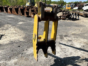 GEITH 24IN EXCAVATOR THUMB