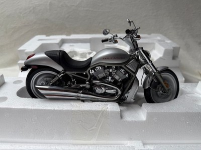 Franklin Mint Harley-Davidson V-Rod VRSCA 1:10 B11B990 mit OVP Zertifikat