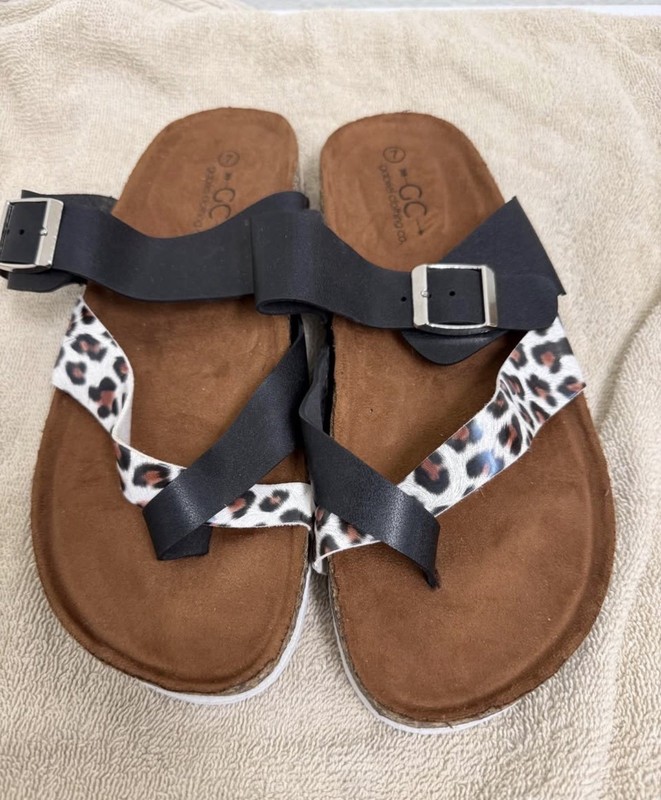 NWOT Gabriel Clothing Company "The Wild One" Sandals Sz. 7