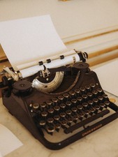 1935 Underwood Universal Serviced Vintage Glossy Black Portable Typewriter thumbnail