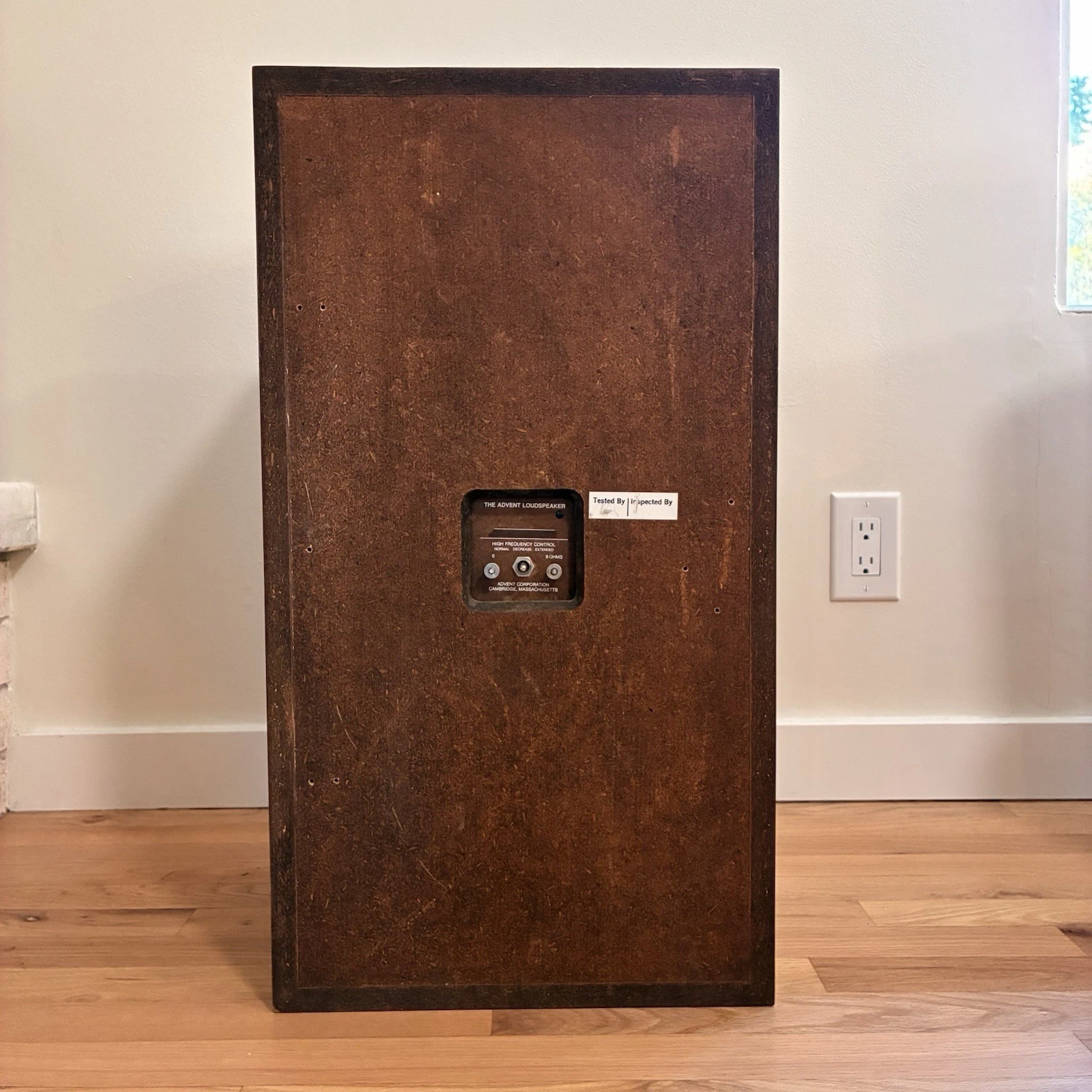 Vintage MCM Advent NLA (A4) Bullnose Walnut Speakers *Clean! *Refoamed! image 14