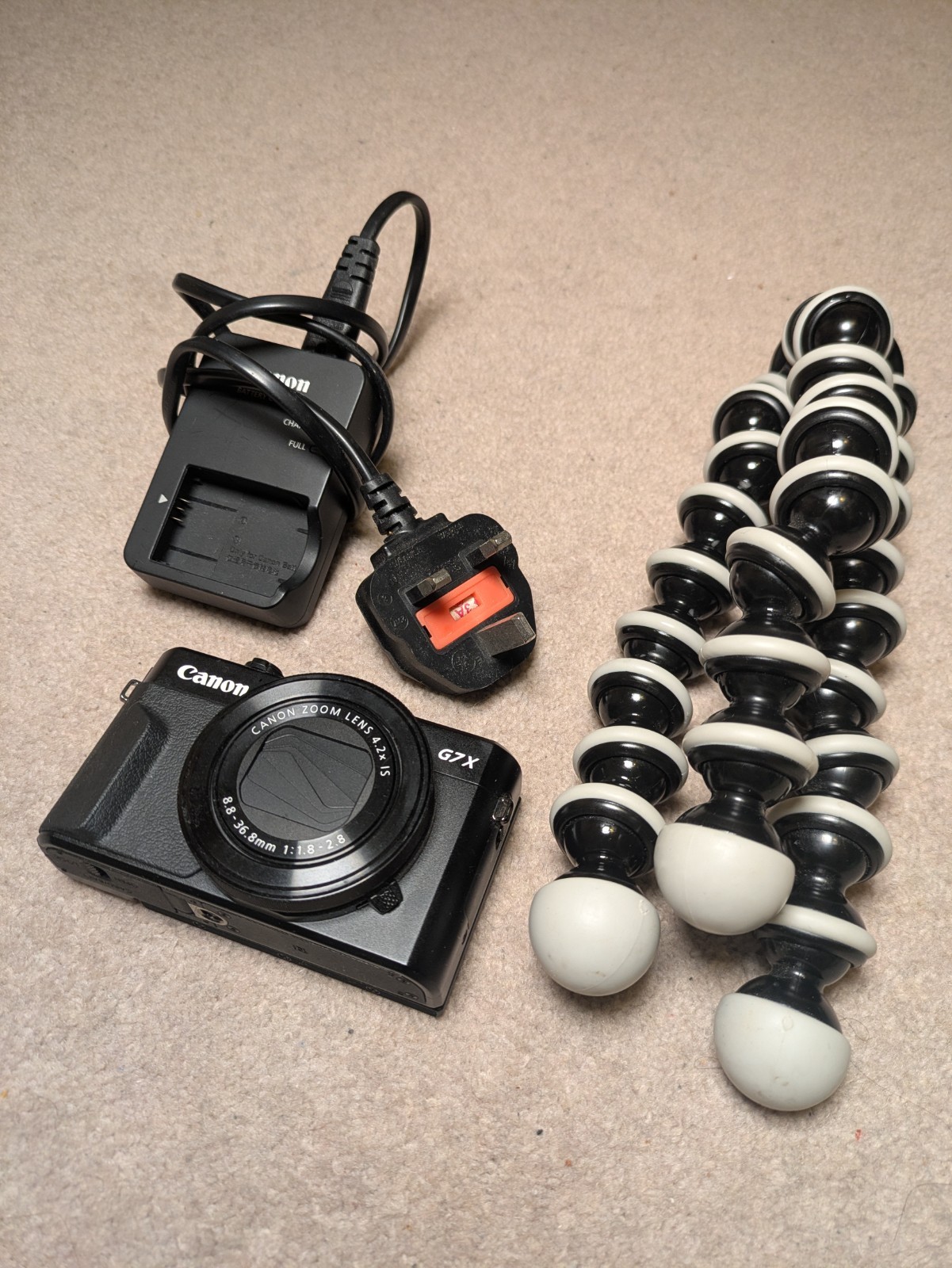 Canon G7X Mark II with Charged Gorilla Pod and 128GB Memory Card