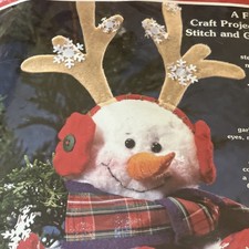 Vintage Stuffed SNOWMAN FELTWORKS KIT Dimensions, Snowflake Play, NIP 13" High