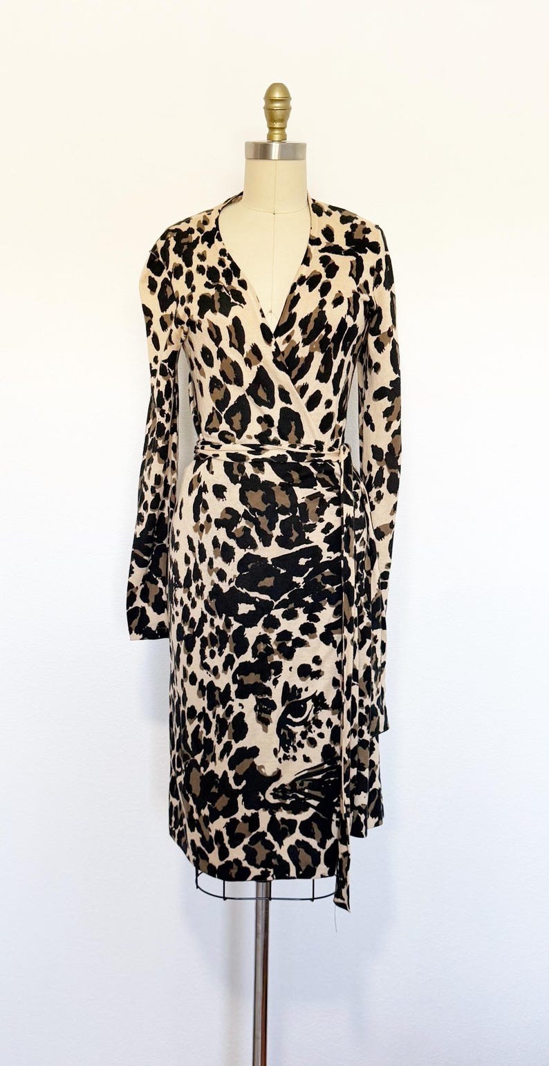 2000s Diane Von Furstenberg Wrap Dress / DVF Dres… - image 2