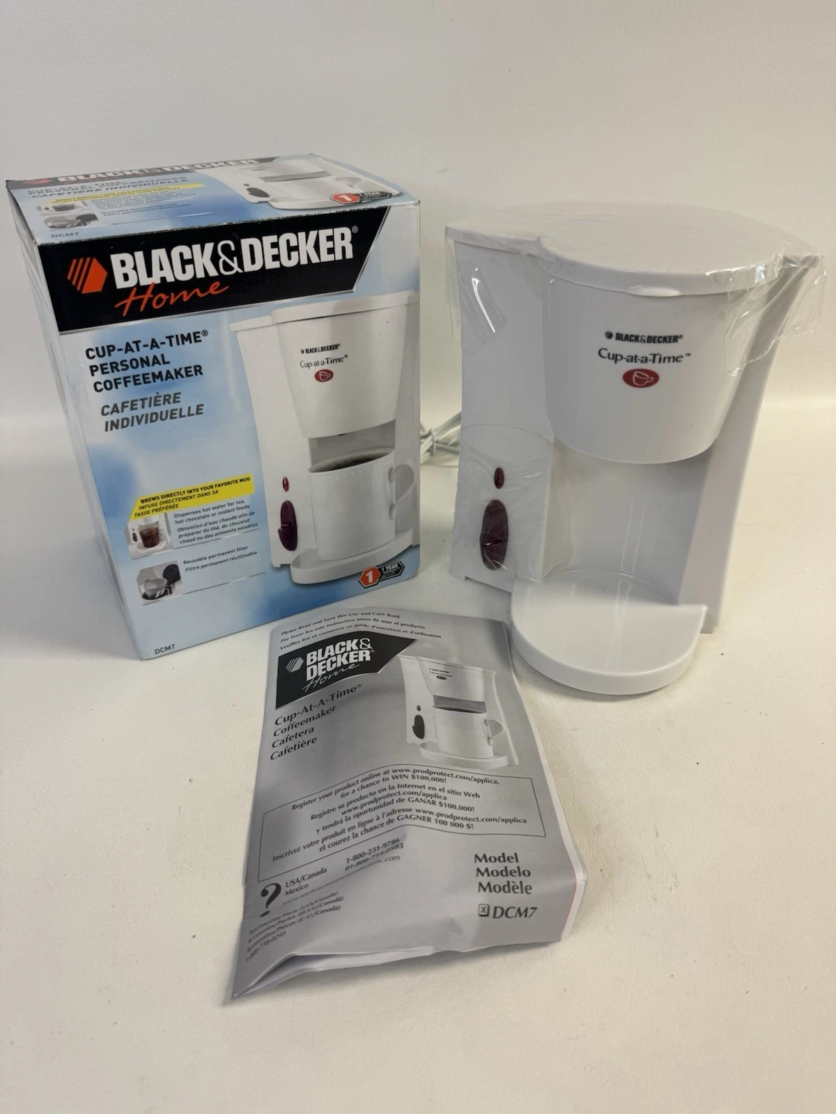 Black & Decker DCM7 Coffee Maker - White New Old Stock!