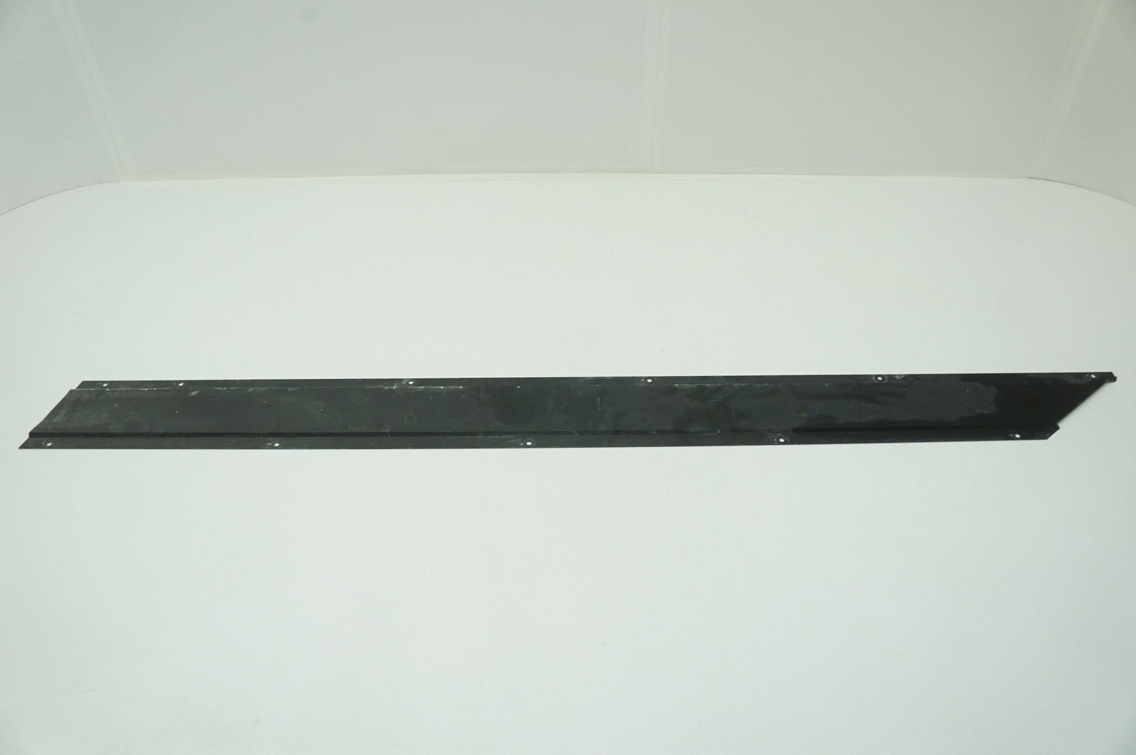 Right Cable Channel Trim Cover Panel OEM 51717110889 Rolls Royce Phantom Vii 06