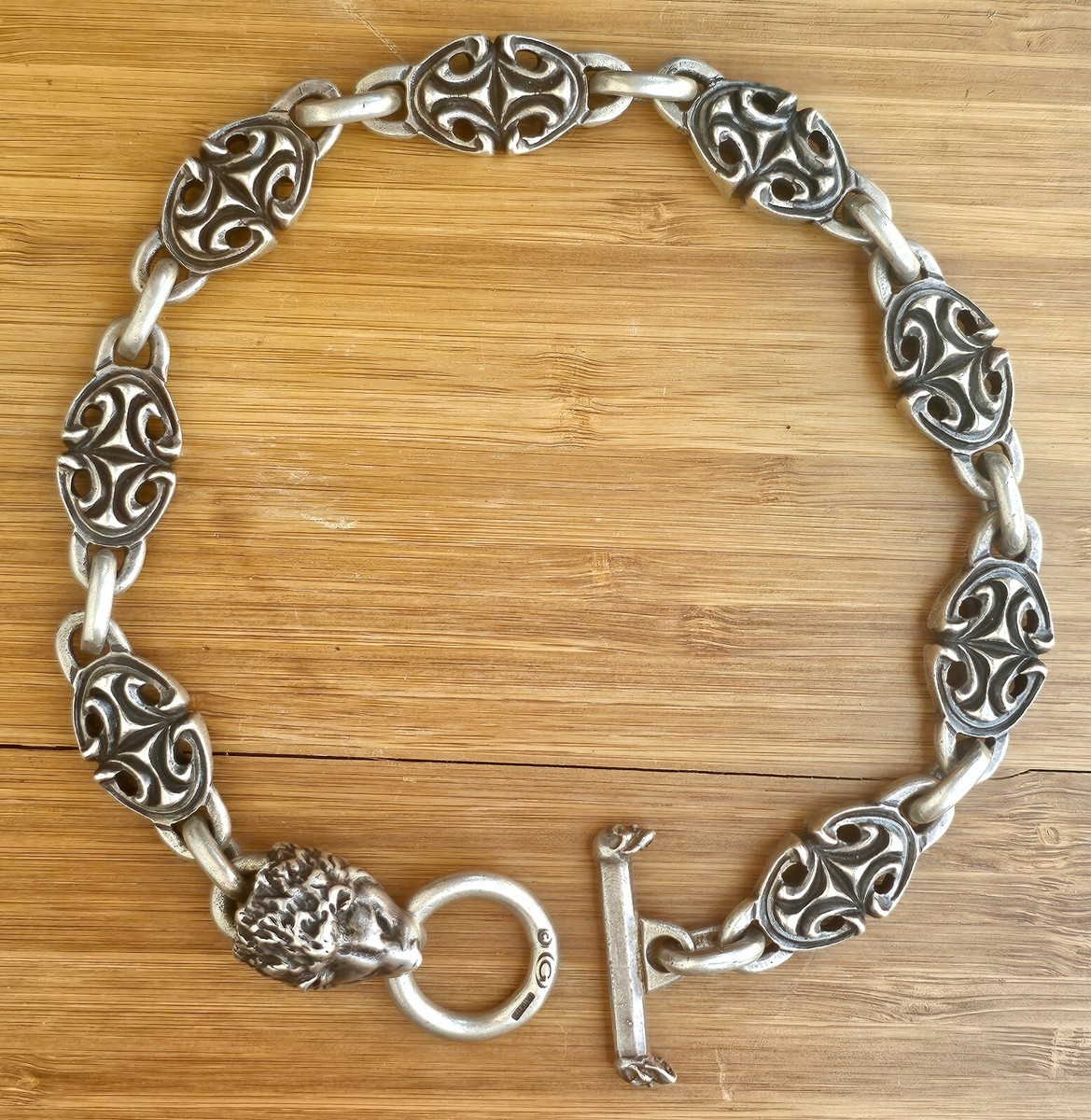 Gaboratory Lion - Oval Sculpted Links & T Bar 2 Skull Clasp 925