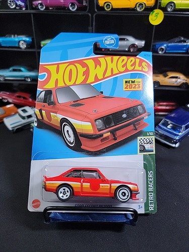 2023 Hot Wheels RETRO RACERS 1/10 Ford Escort RS2000 4/250 (Red) - Picture 7 of 11