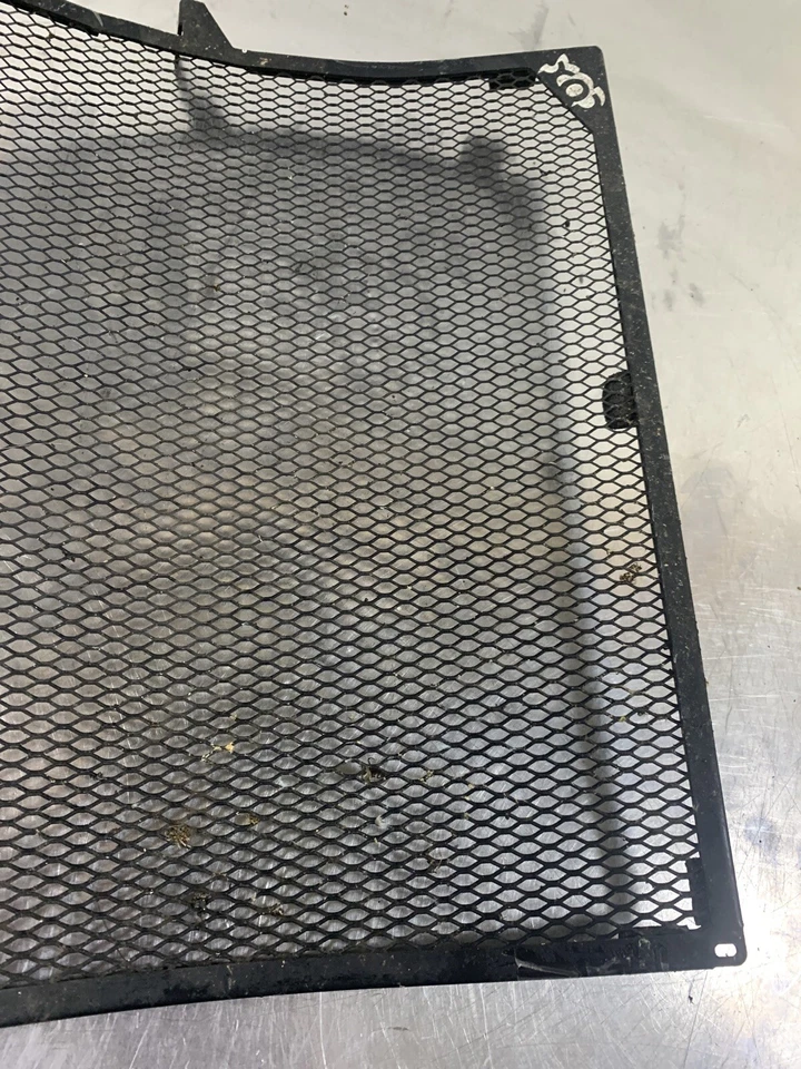 Kawasaki 2014 ZX-10R w/ABS Ninja 14 Cox Racing Radiator Guard - Image 3 of 4