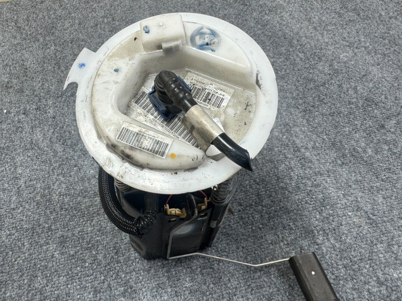 MASERATI GHIBLI M157 14-17 OEM 3.0L REAR FUEL GAS TANK PUMP LEVEL SENSOR 60K