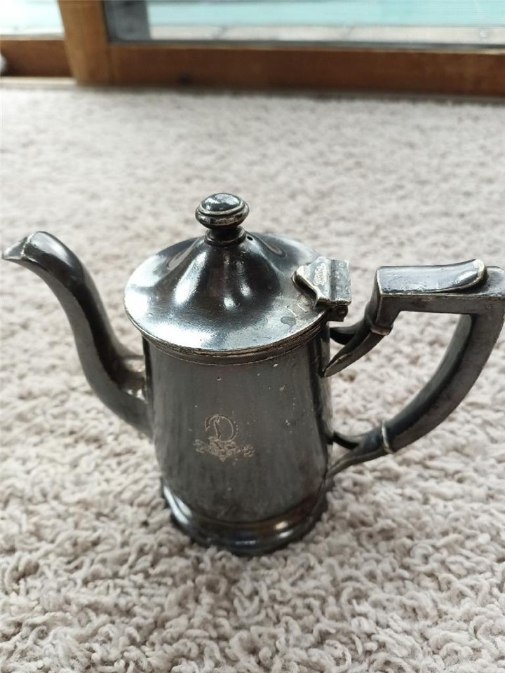 International Silver Co Drake Hotel Silver Soldered Tea Pot 8 oz New