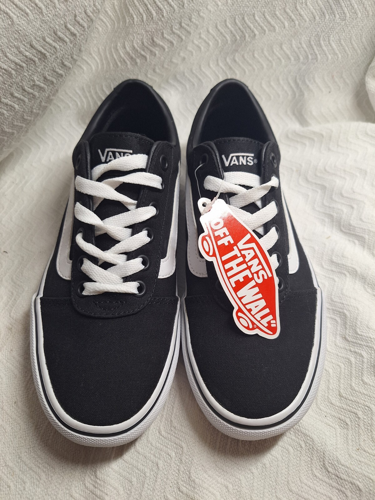 VANS Old Skool Off The Wall Black Women’s Size 6.5 Brand New 751505