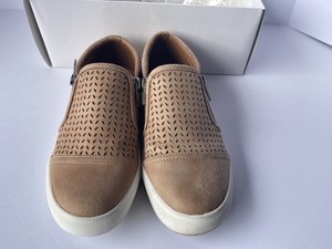 report footwear alexa slip on sneaker