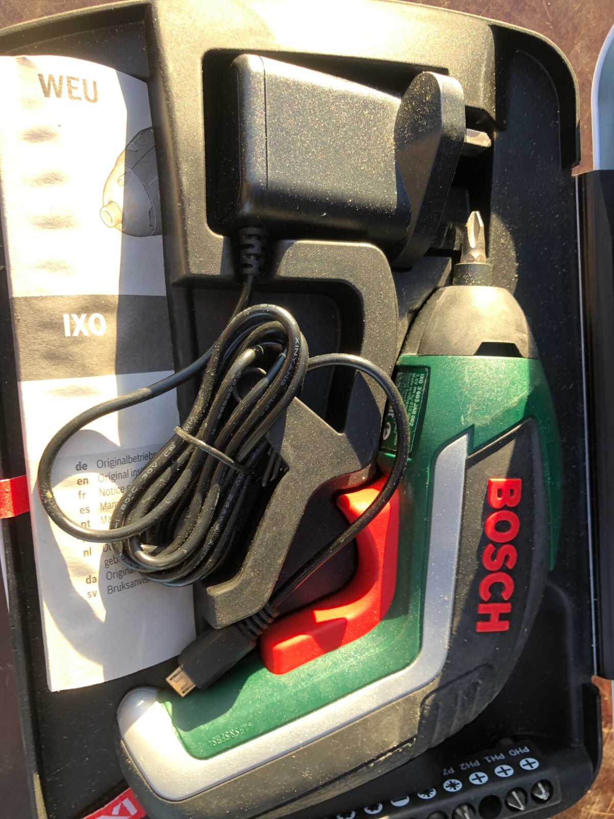 bosch ixo cordless screwdriver BOXED KITCHEN FITTER D I Y EXPORT