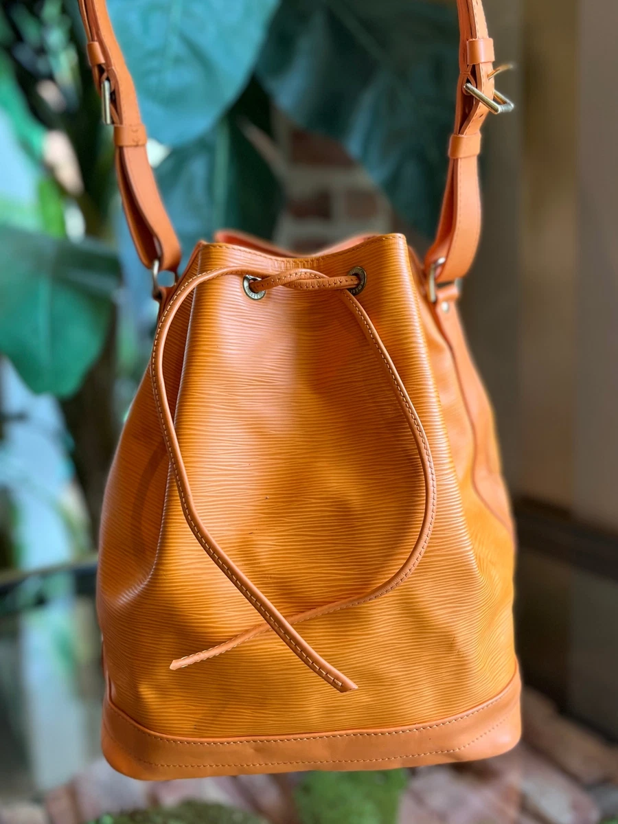 LOUIS VUITTON Orange Epi Leather Neo Noe Bucket Bag