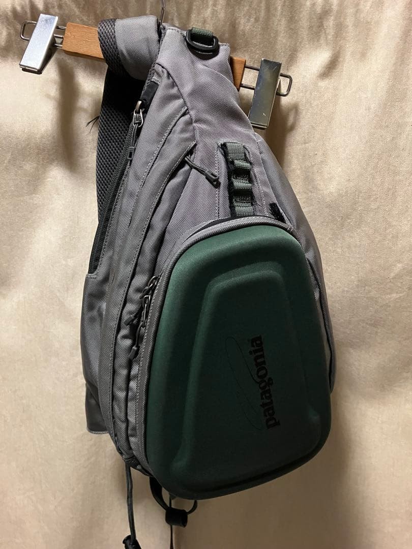 patagonia black hole mini messenger 12l hwlt MLC Puzzles: 3D shedding reverse coil zipper Bellroy Classic Backpack Plus Color:NF0A8EZU The North Face 31L Royal Arch Backpack - TNF Black