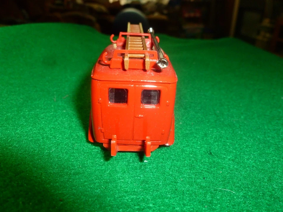 Eligor 1:43 Citroen 500 Kgs Service Des Sapeurs Pompiers Fire Brigade Red - Image 2 of 4