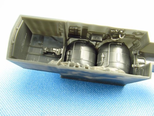 Metallic Details MDR48138 - 1/48 SR-71 Blackbird. Landing gears (for Revell kit) - Picture 5 of 12