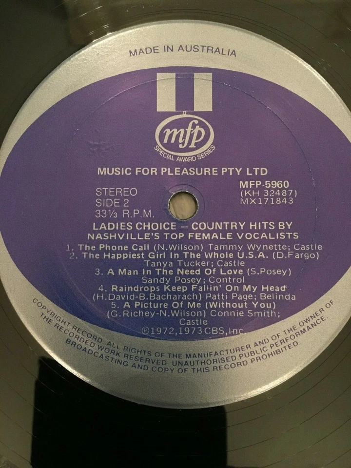 LADIES CHOICE COUNTRY HITS BY NASHVILLE'S TOP FEMALE VOCALISTS VINTAGE RECORD - Image 3 of 4