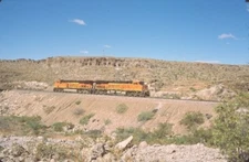 BNSF 6524 ES44C4 HELPERS KINGMAN CANYON AZ ORIGINAL SLIDE 05-20-19 T15-7