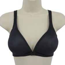 VTG Olga 36B Bra Black Style 345 No Seam Bodysilk Wireless Padded Front Closure