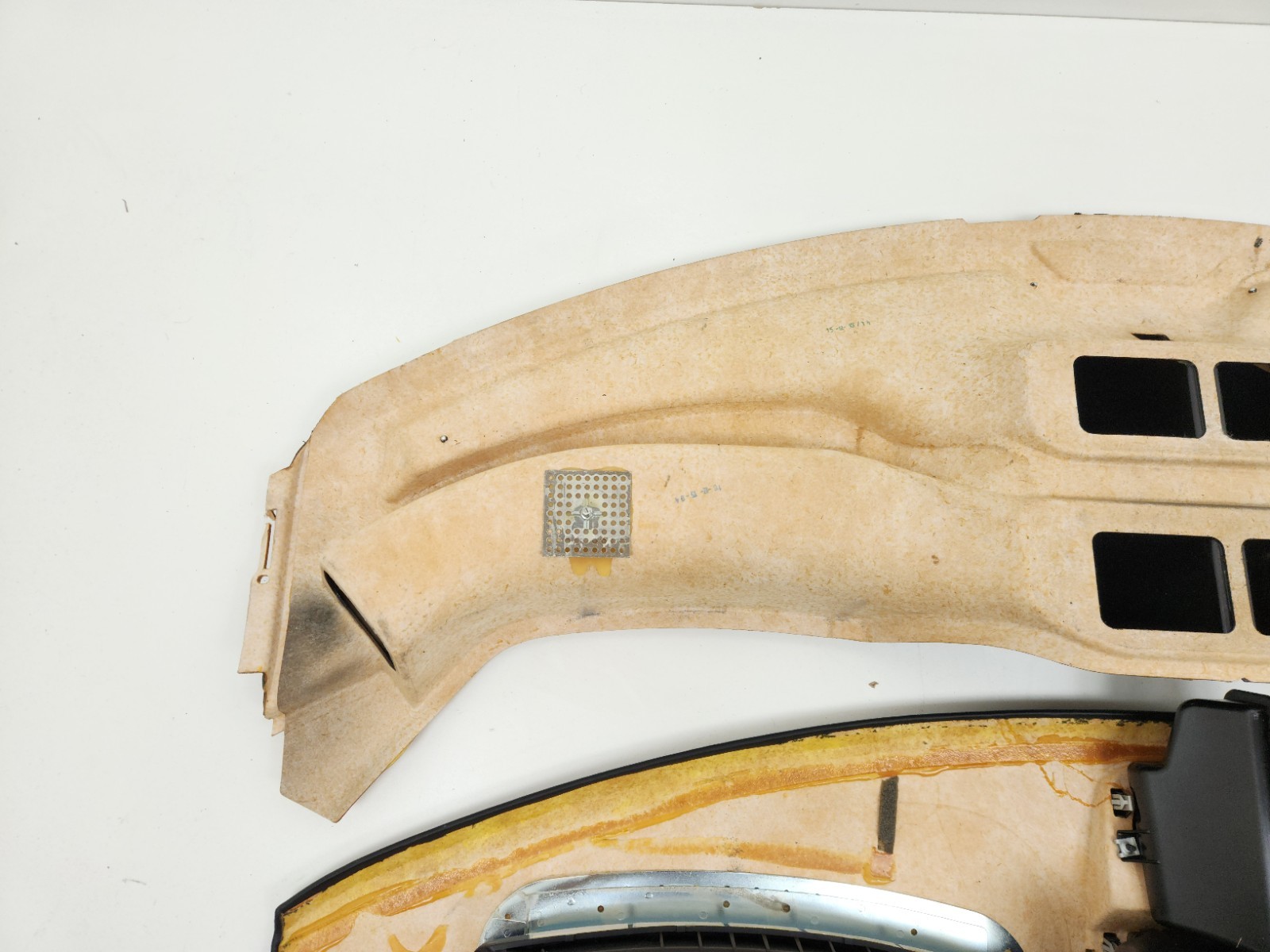 2015-2017 MCLAREN 650S DASHBOARD INSTRUMENT CLUSTER PANEL LEATHER ASSEMBLY OEM