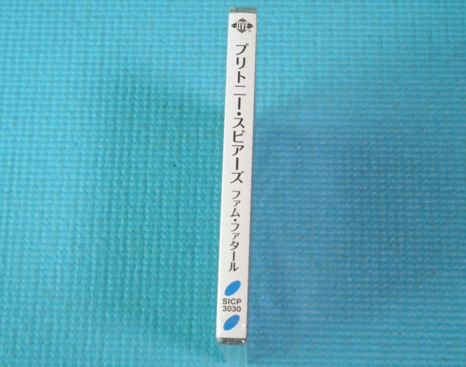 BRITNEY SPEARS CD Femme Fatale w/Bonus Track 2011 Japan SICP-3030 New Sealed - Image 3 of 3