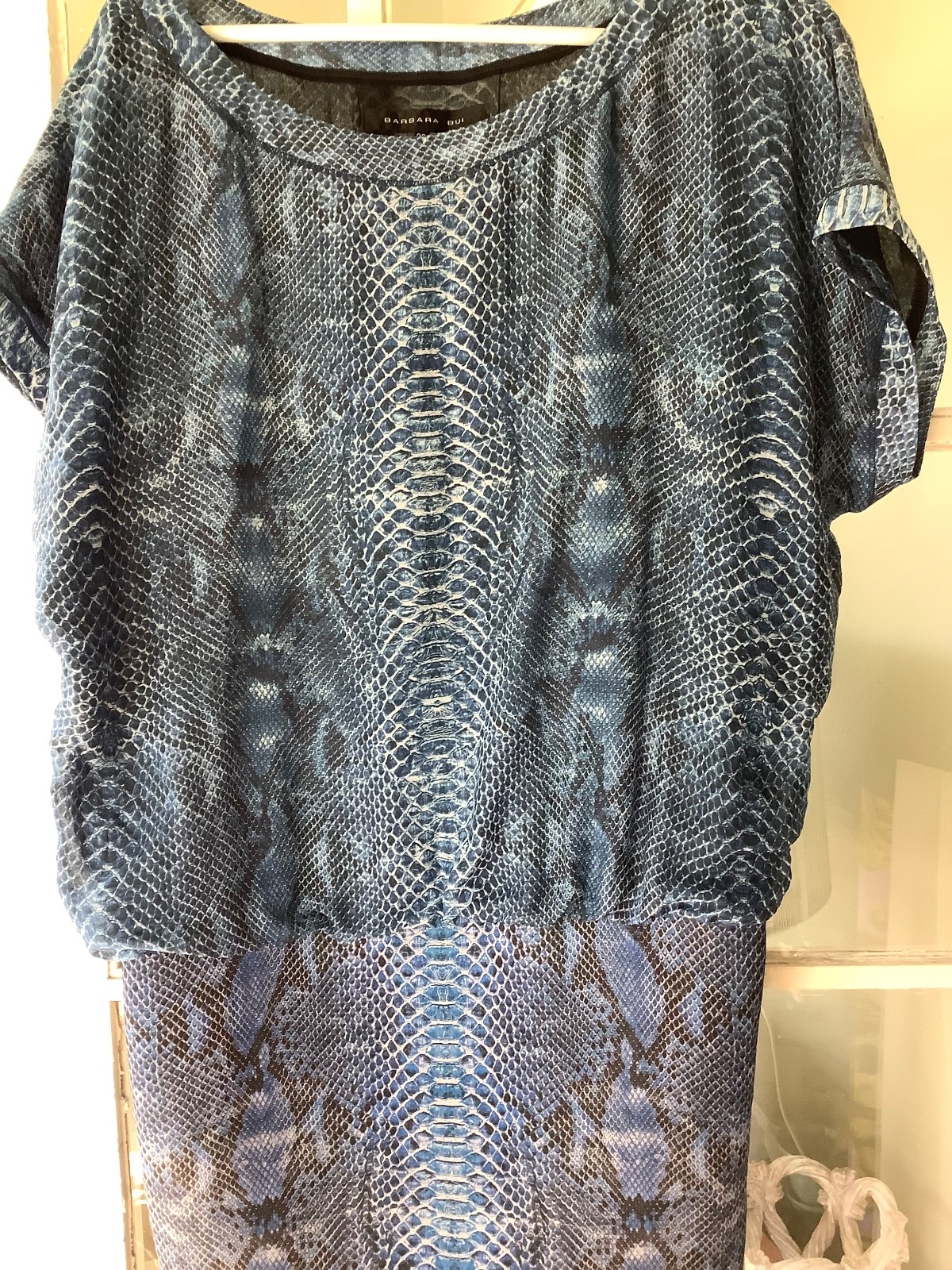 EXCELLENT COND BARBARA BUI Blue Python Print Cap … - image 4