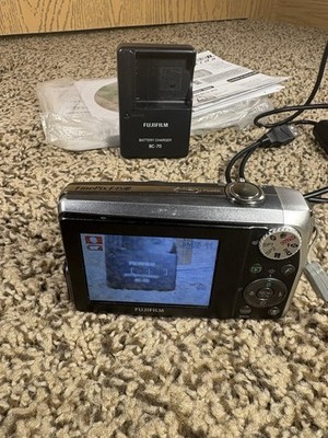 Fujifilm FinePix F45FD/R 2.5