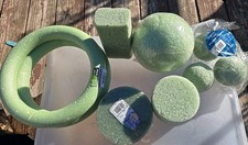 FLORAL FOAM 12 Peice Green Round Cylinder Square
