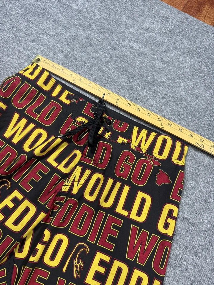 Pantalones Cortos Quicksilver Hawaii Eddie Aikau WOULD GO Estampado Completo Surf Talla 32 Foto 4 de 4