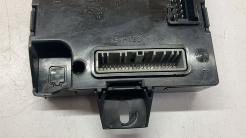 Vauxhall Vivaro Trafic 14-19 body control module BCM 284B18533R - Picture 7 of 12