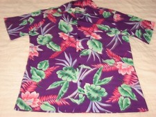 Vintage Hilo Hattie's Men's Hawaiian Short Sleeve Button Up Shirt Medium Purple