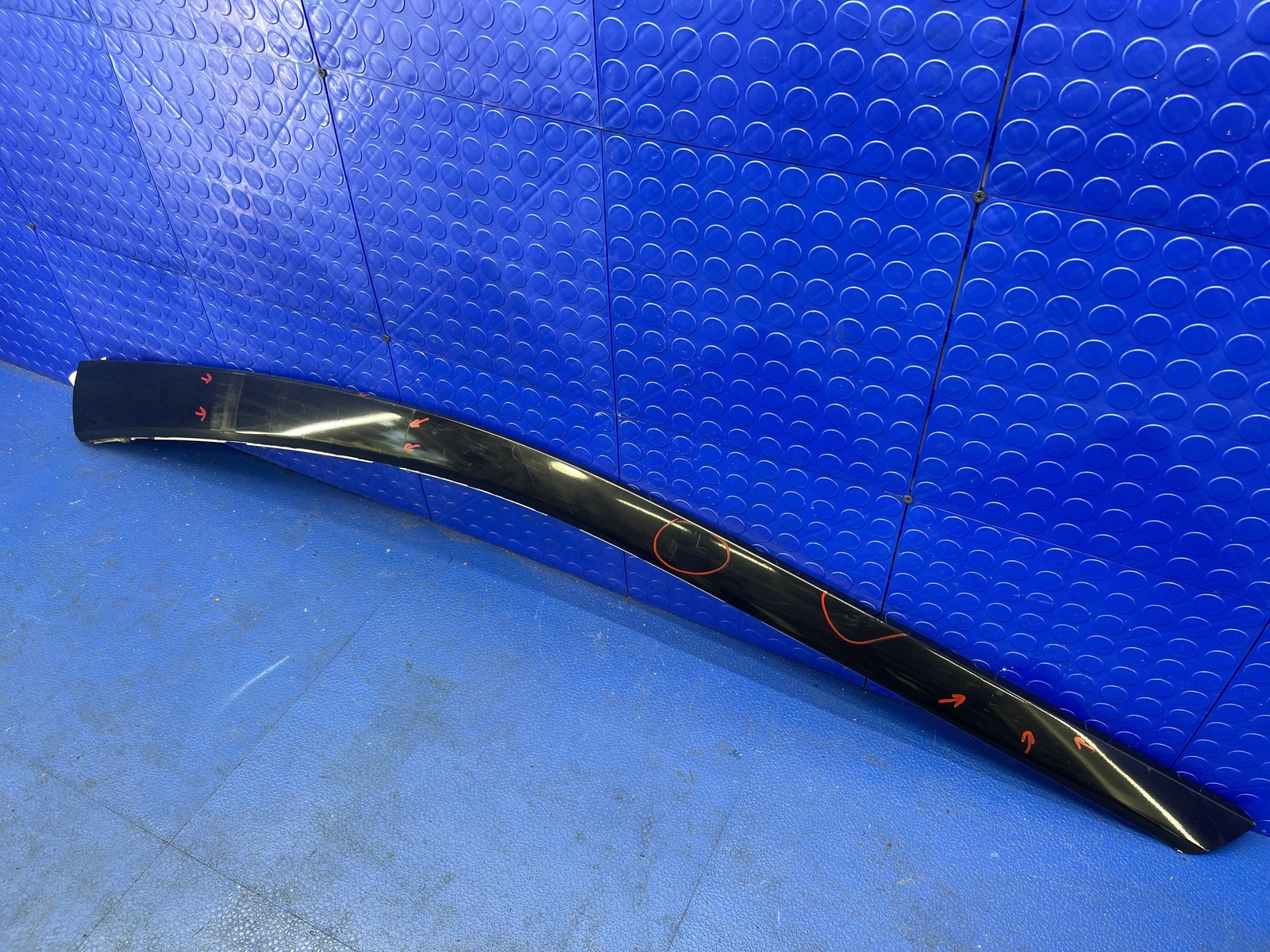 2014-2020 BMW I8 RIGHT SIDE ROOF MOULDING TRIM (B96) *SANDED* 51447336424