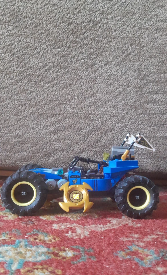 LEGO Ninjago 71856 Jay's Transforming Car, photo 3 of 5
