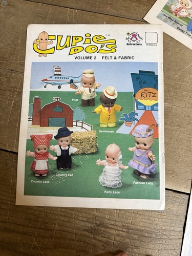 3 Cupie Do's Kewpie Doll Clothes Pattern Book UNCUT Crocheting Felt Fabric Glove - Picture 8 of 11