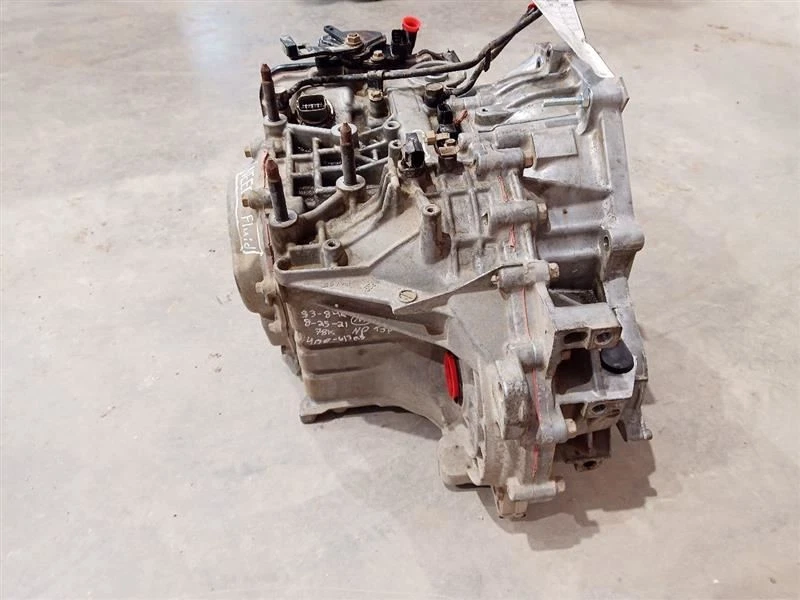 FWD Automatic Transmission from 2003 Chrysler Sebring 2.4L 6371250 - Image 4 of 4