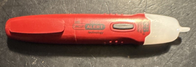 Gardner Bender GVD-3504 Non-Contact Voltage Tester  Circuit Alert Technology